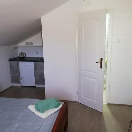 Apartment S. A. L. Prenociste