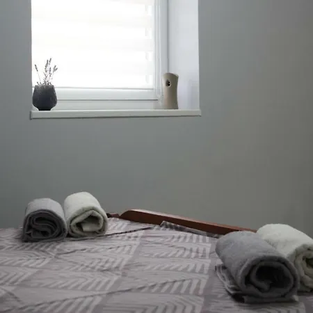 S. A. L. Prenociste Apartman