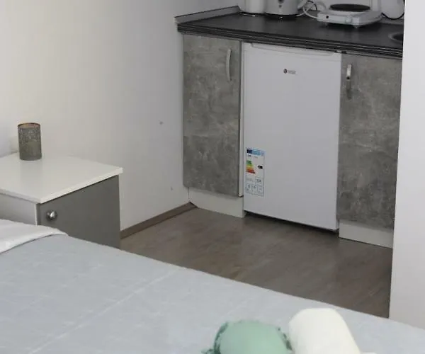 S. A. L. Prenociste *