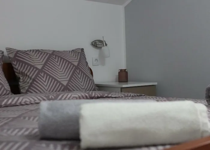 S. A. L. Prenociste 公寓